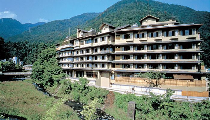 箱根湯本温泉ホテル河鹿荘